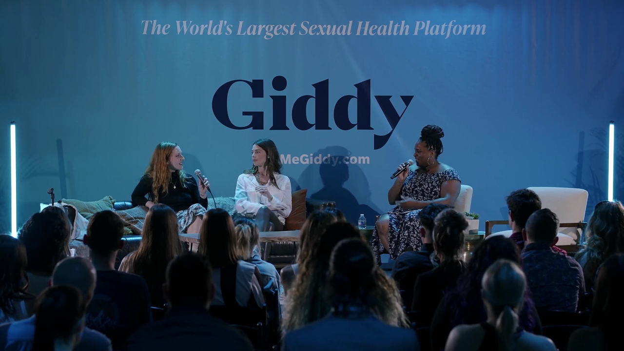 Ashley-Greene-dot-nl_2022GetMeGiddy-BarePanel0623.jpg Ashley-Greene-dot-nl_2022GetMeGiddy-BarePanel0623.jpg