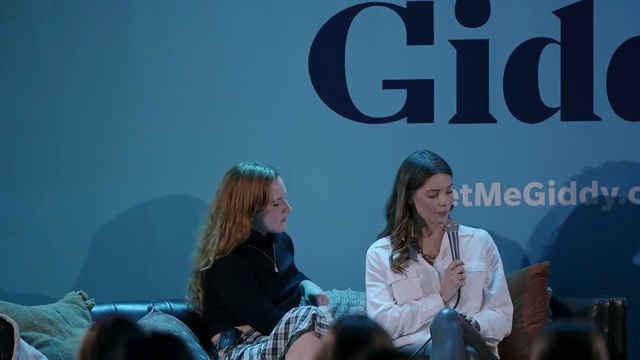 Ashley-Greene-dot-nl_2022GetMeGiddy-BarePanel0871.jpg