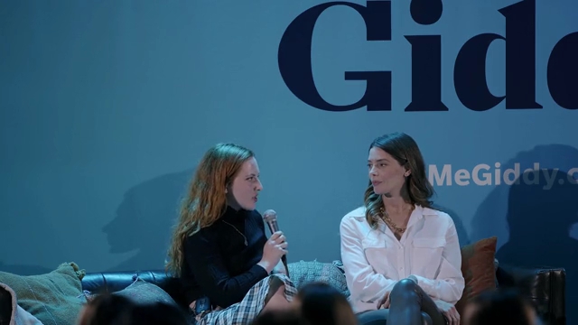 Ashley-Greene-dot-nl_2022GetMeGiddy-BarePanel0936.jpg