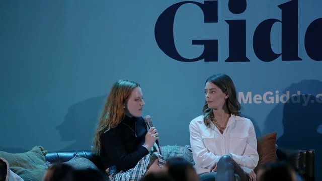 Ashley-Greene-dot-nl_2022GetMeGiddy-BarePanel0937.jpg