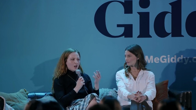 Ashley-Greene-dot-nl_2022GetMeGiddy-BarePanel0963.jpg
