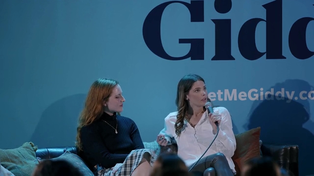 Ashley-Greene-dot-nl_2022GetMeGiddy-BarePanel1039.jpg