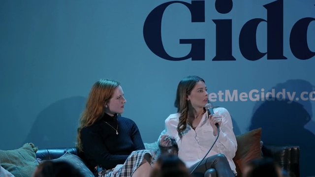 Ashley-Greene-dot-nl_2022GetMeGiddy-BarePanel1043.jpg