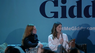 Ashley-Greene-dot-nl_2022GetMeGiddy-BarePanel0807.jpg