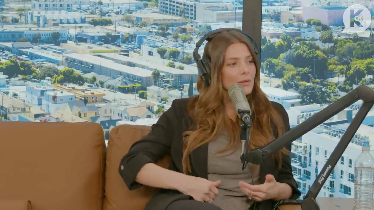 Ashley-Greene-dot-nl_2022TheViallFiles3022.jpg Ashley-Greene-dot-nl_2022TheViallFiles3022.jpg