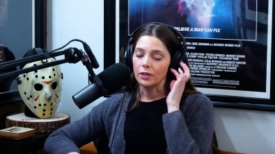 Ashley-Greene-dot-nl_2025InsideOfYouPodcast1987.jpg