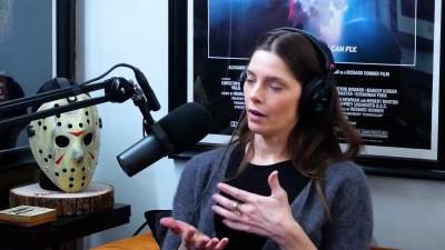 Ashley-Greene-dot-nl_2025InsideOfYouPodcast2411.jpg