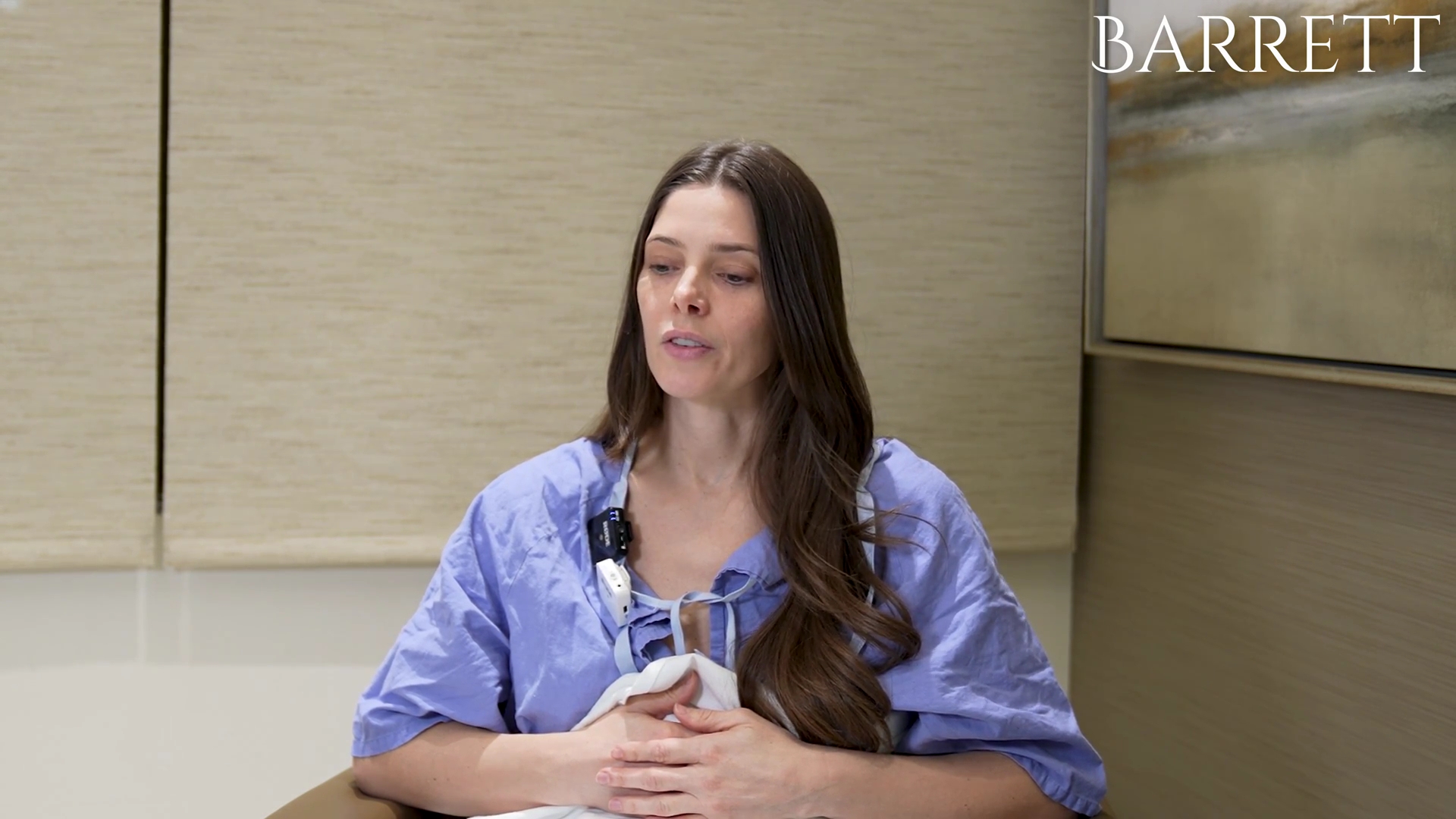ashley-greene-dot-nl_BarrettPlasticSurgery0035.jpg