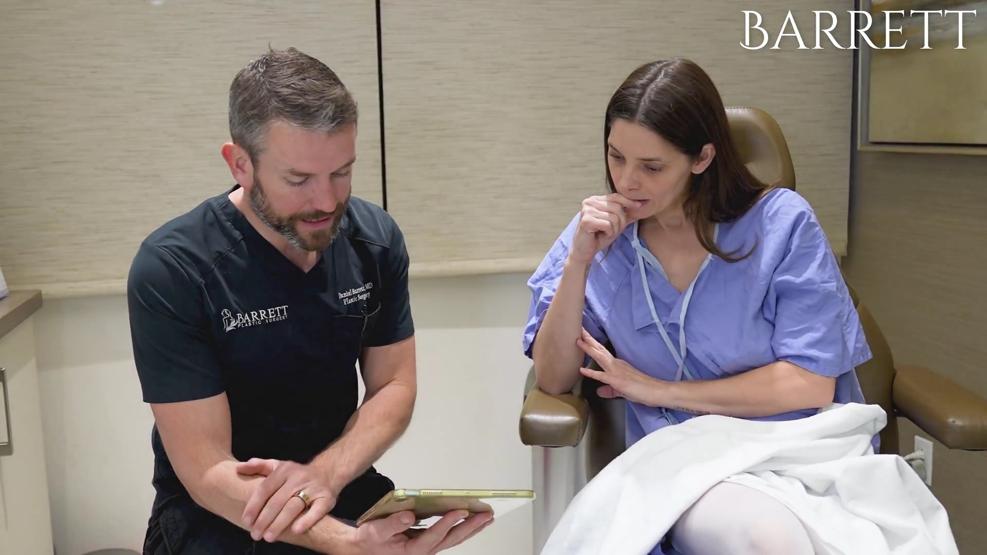 ashley-greene-dot-nl_BarrettPlasticSurgery0071.jpg ashley-greene-dot-nl_BarrettPlasticSurgery0071.jpg