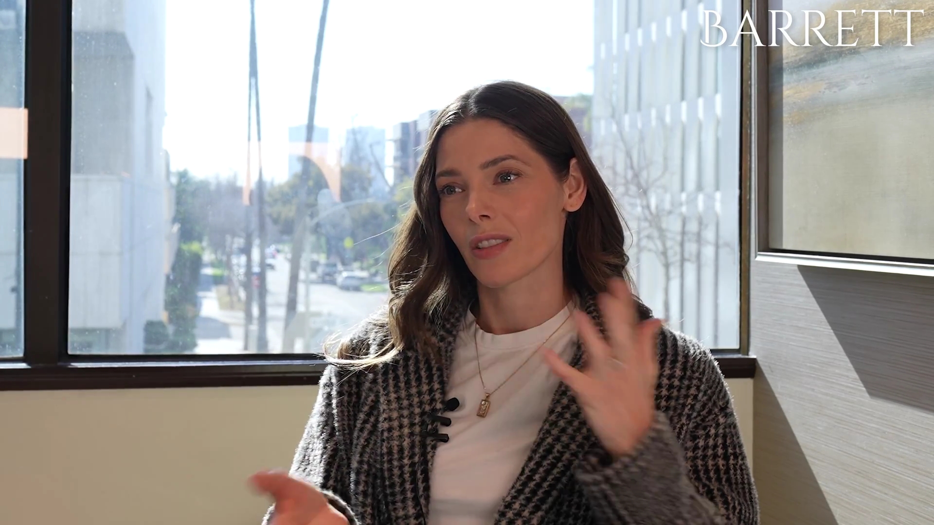 ashley-greene-dot-nl_BarrettPlasticSurgery0109.jpg ashley-greene-dot-nl_BarrettPlasticSurgery0109.jpg