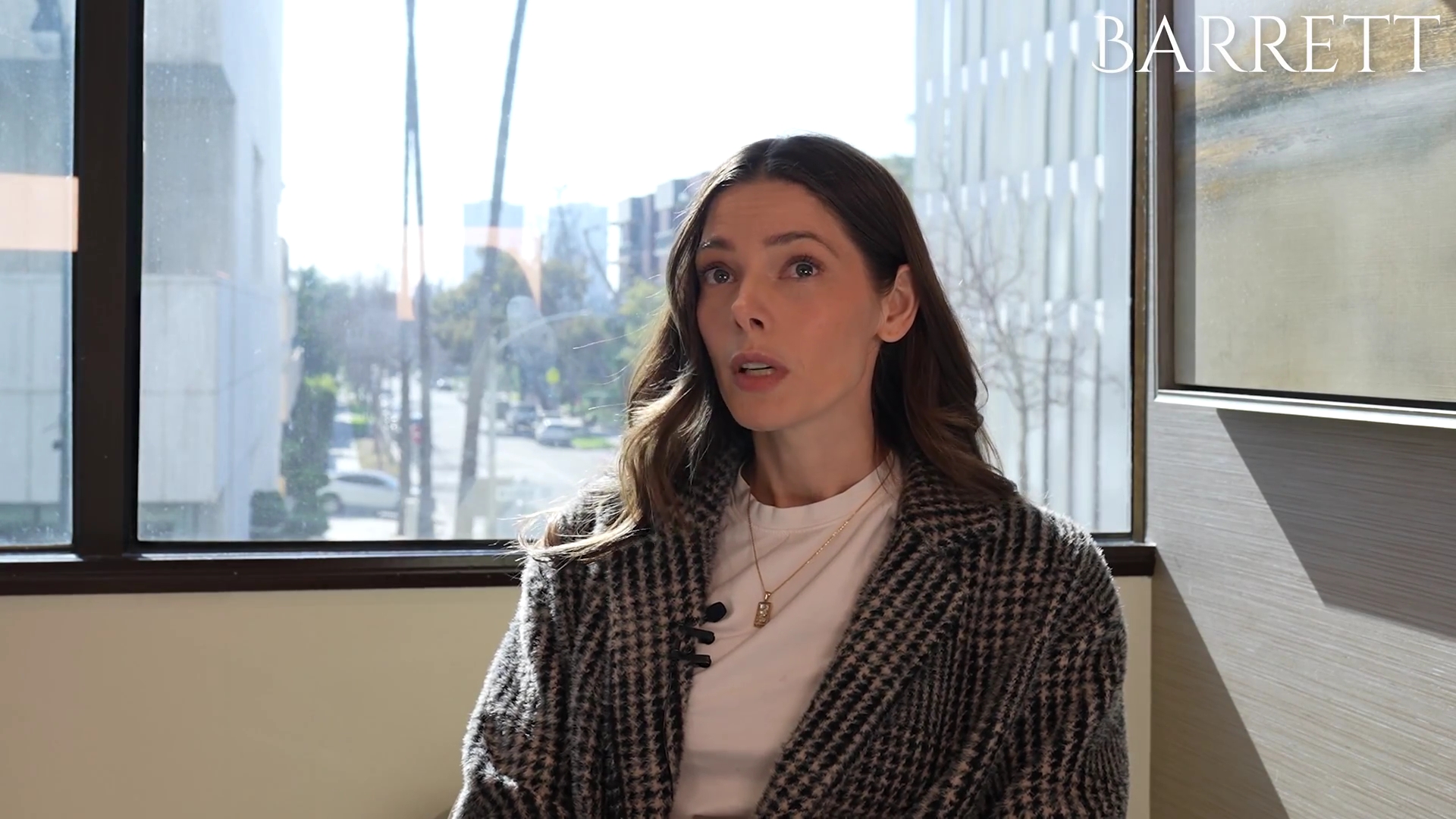 ashley-greene-dot-nl_BarrettPlasticSurgery0115.jpg ashley-greene-dot-nl_BarrettPlasticSurgery0115.jpg