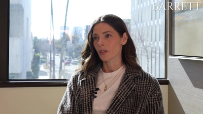ashley-greene-dot-nl_BarrettPlasticSurgery0146.jpg