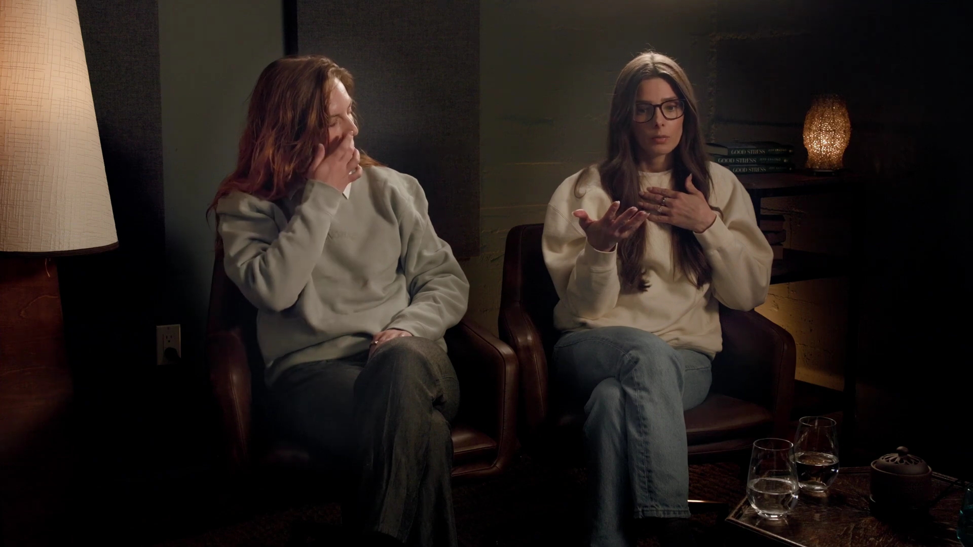 ashley-greene-dot-nl_ThePoweroftheMenstrualCycleAndHormoneHealthPMDDPeriodCarewithDrJoleneBrighten0665.jpg ashley-greene-dot-nl_ThePoweroftheMenstrualCycleAndHormoneHealthPMDDPeriodCarewithDrJoleneBrighten0665.jpg