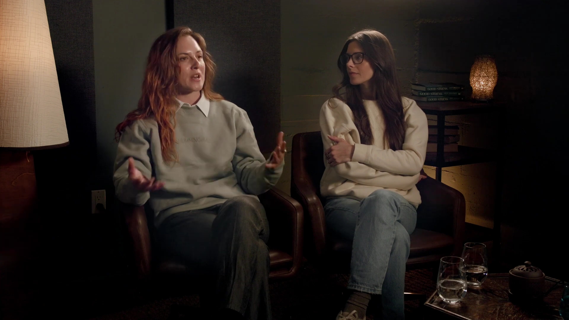 ashley-greene-dot-nl_ThePoweroftheMenstrualCycleAndHormoneHealthPMDDPeriodCarewithDrJoleneBrighten0816.jpg ashley-greene-dot-nl_ThePoweroftheMenstrualCycleAndHormoneHealthPMDDPeriodCarewithDrJoleneBrighten0816.jpg