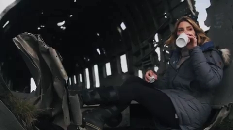 Ashley-Greene-dot-nl_2019LiveLokaiReclame0013.jpg Ashley-Greene-dot-nl_2019LiveLokaiReclame0013.jpg