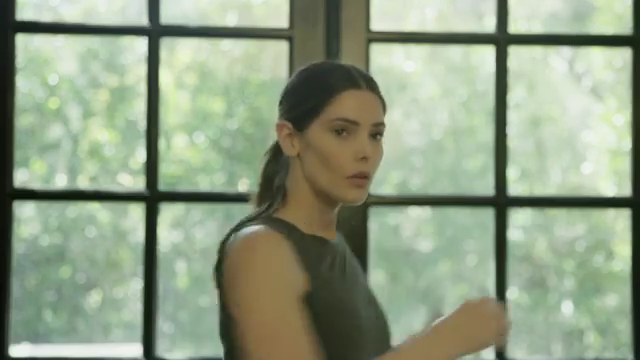 Ashley-Greene-dot-nl_2020Hydrow0053.png Ashley-Greene-dot-nl_2020Hydrow0053.png