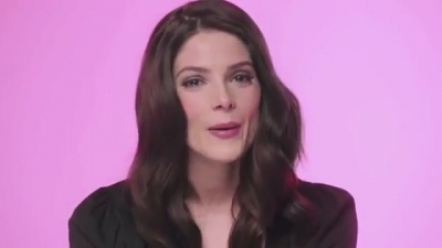 Ashley-Greene_dot_nl-MarkCosmeticsvideo2012-0015.jpg