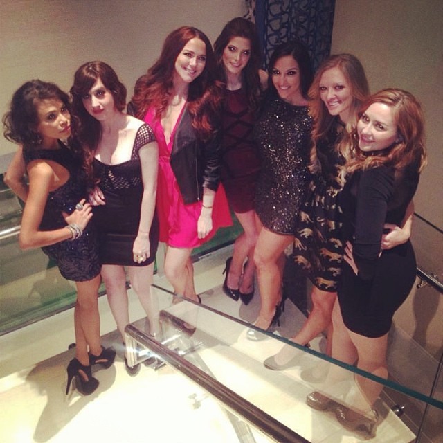 03 januari 2014; We all turned into demon dolls at the end of 2013.
