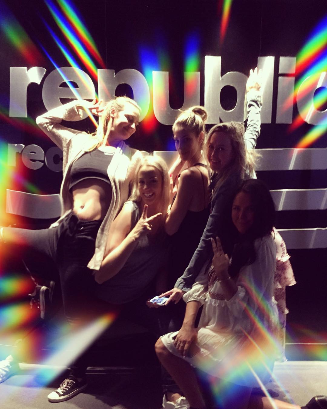 28 augustus 2017: Just an average day for the #girlgroup #GeorgeHarrisonFord #girlstrip #nyc
 28 augustus 2017: Just an average day for the #girlgroup #GeorgeHarrisonFord #girlstrip #nyc