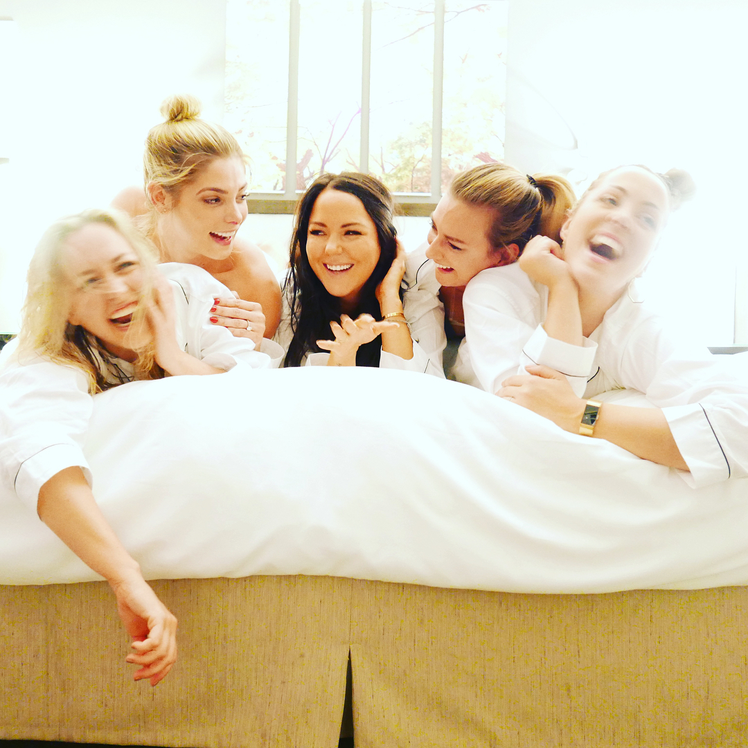 26 augustus 2017: Just a typical matching pyjama photo shoot. #noposingwhatsoever

