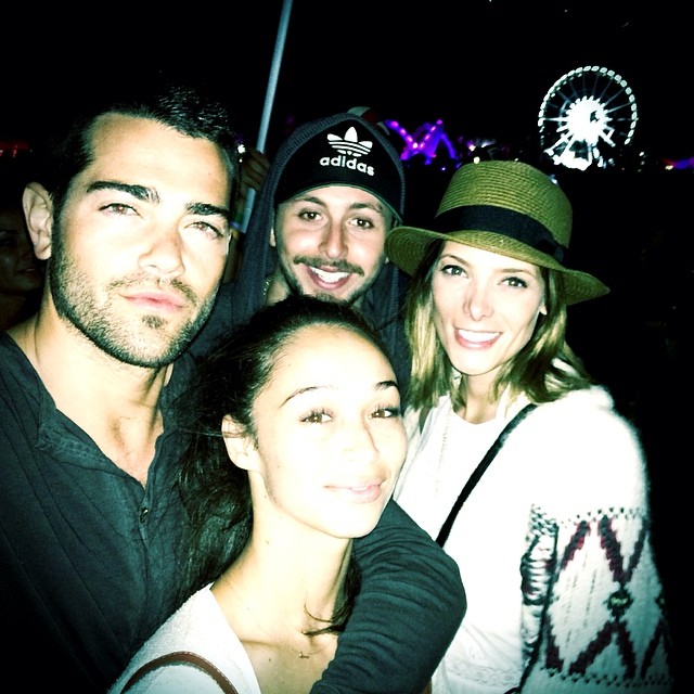 14 april 2014: Summertime UNsadness! @ashleygreene @paulkhoury @realjessemetcalfe

