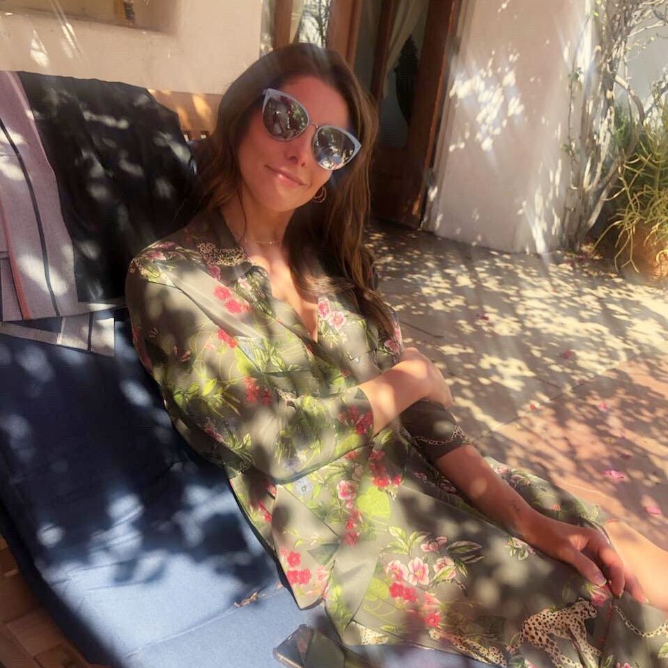 16 april: Channeling our inner coachella vibes thanks to @ashleygreene wearing our sunglasses! 😎 Tap link in bio to find your sunny style. #PJday #coachellavibes #ccstyle
