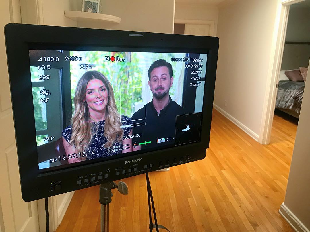 27 juni 2018: Wrapped our final day of Design Therapy w/ @kelliellisdesigns Season 2 yesterday!! Had a lovely time working with fun & talented people 🙌 Special thanks to @paulkhoury & @ashleygreene for letting us take over their home for 3 days 🙊🙈 Wait until you see the amazing work Kelli did!!!
