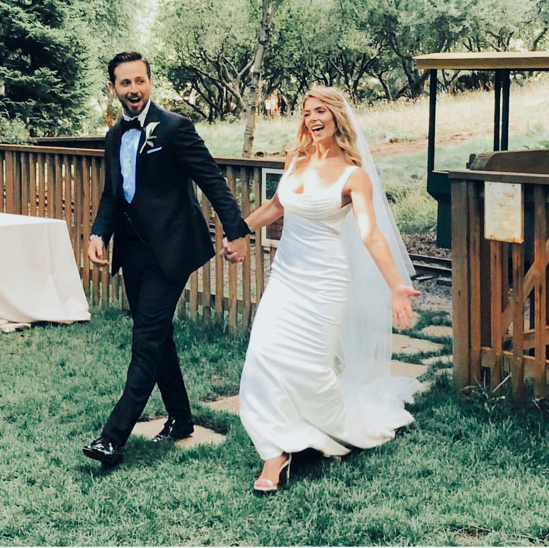 08 juli 2018: “When you seek love with all your heart you shall find its echoes in the universe!” Our girl got married this weekend!!! Words could not express how much love these two precious souls @paulkhoury & @ashleygreene are full of! I’m so grateful and blessed to share such a special moment with friends of over 13 years! Can’t wait to see what the future holds for you love birds!! Love u! Mr & Mrs. Khoury! #bestie #weddingvibes
