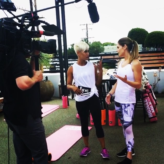 25 mei 2016: Today was a fun day and made me want to hit up @risenation and get my grind on chugged down with NEW flavours coming soon from @musclemilk (the Blueberry is YUM-MY)
.
#Makeup by me @emmawillismakeup for the always gorg @ashleygreene
.
#Hair by the awesome @josephchase
.
#StrongerEveryDay #EmmaWillisMakeup for @contourfossa #CONTOURFOSSA 💋
