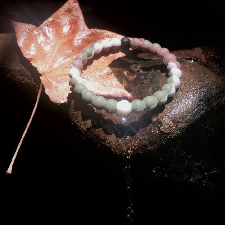 29 Juni: Getting artistic with my new @wwf @livelokai #obsessed #livelokai
 29 Juni: Getting artistic with my new @wwf @livelokai #obsessed #livelokai