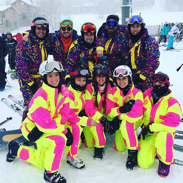 30 December: #squad @bootsybellowsaspen @bootsybellows #aspen #snowhurts #aspeneagle
30 December: #squad @bootsybellowsaspen @bootsybellows #aspen #snowhurts #aspeneagle