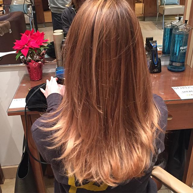 03 Januari: Impromptu hair day with @josephchase ... No filter necessary. #haircolorking #JCsquared
