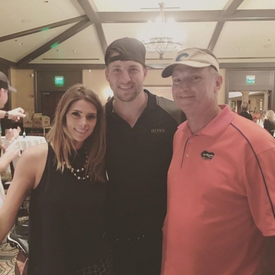 13 Maart: Thank you @timtebow and the @timtebowfoundation for a truly unforgettable weekend. It was one for the books. #thankful #family #makingdreamscometrue #timtebowfoundation #timtebow
