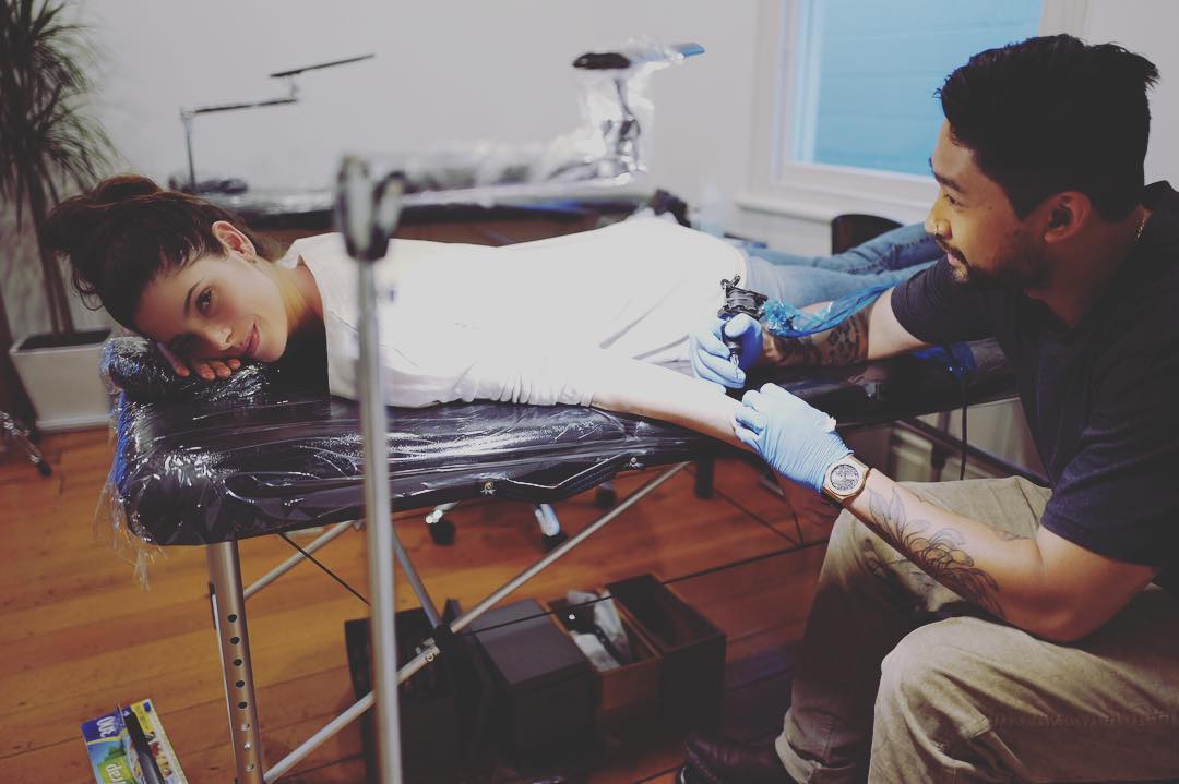 04 januari: That one time I got a tattoo in New Zealand. Thanks @tritoan_seventhday 🤗
