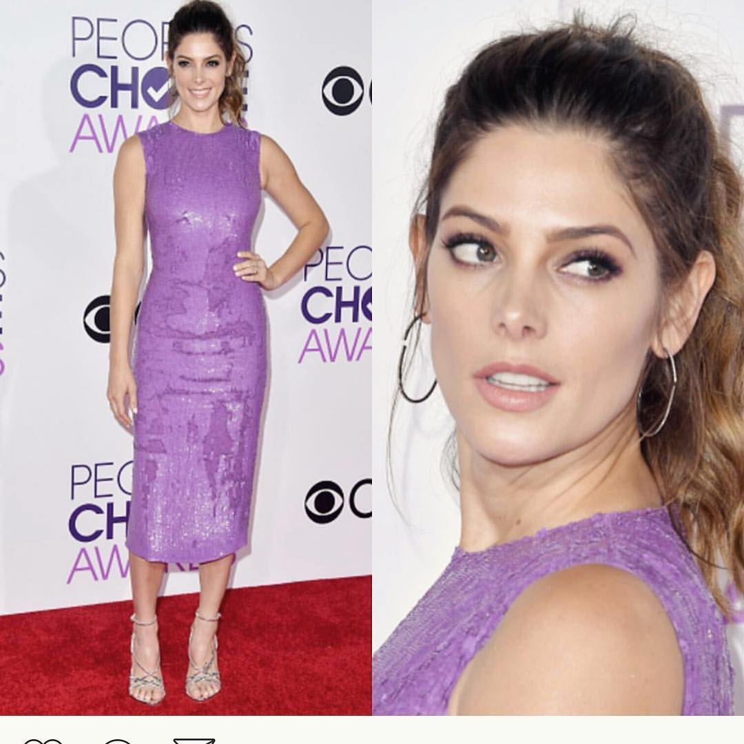 19 januari: Thanks @peopleschoice for having me! Dress #jeffreydodd jewelry #paigenovick shoes #stewartweitzman date: @paulkhoury ❤️
