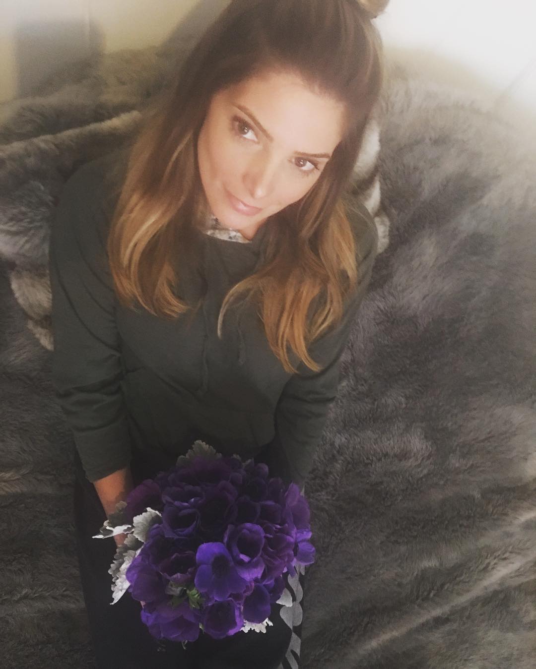 09 maart: Dreaming of flowers and jewelry. Thank you @davidyurman for the unexpected but MUCH appreciated beautiful flowers in honor of #internationalwomensday #mademyday #flowers #davidyurman
