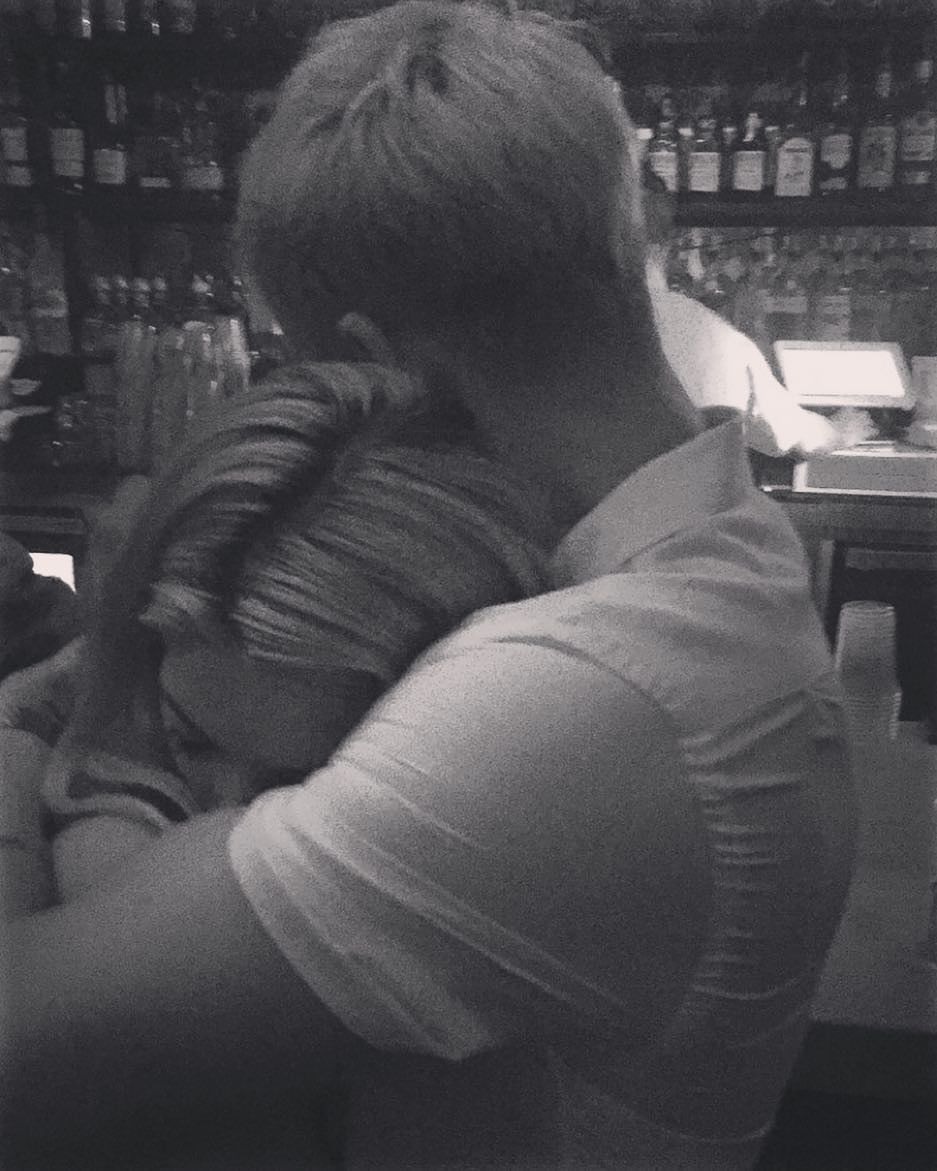 22 mei: I do it all for the huggie. Best friend for life. @josephchase #loveyou

