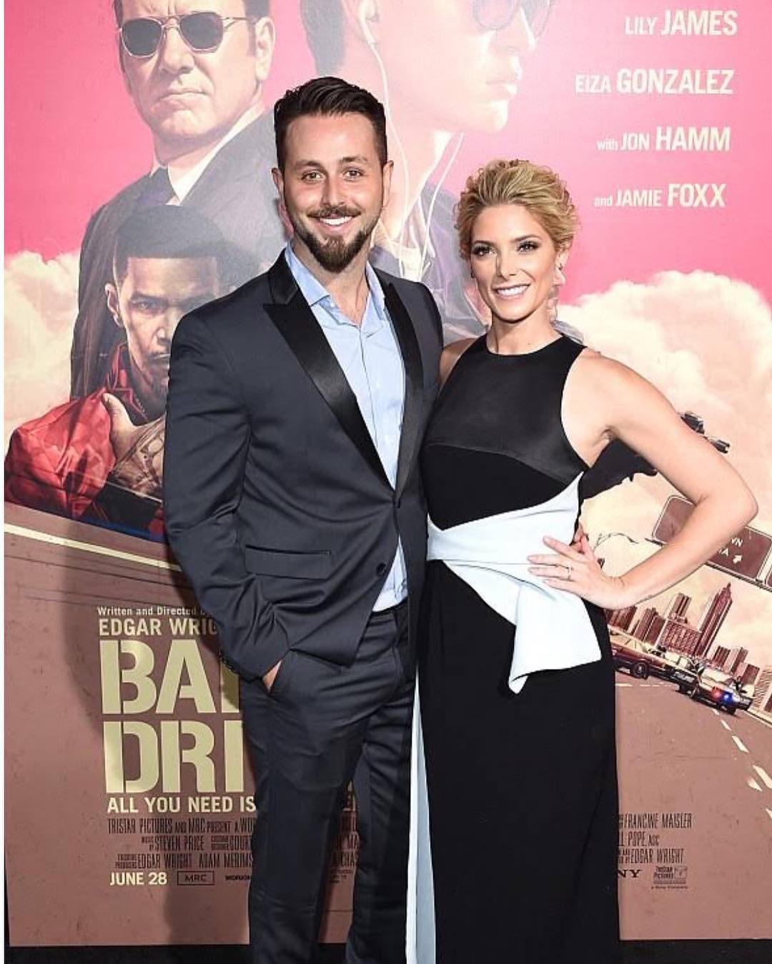 15 juni: Beyond proud of our girl @eizagonzalez who killed in it #babydriver !! Me and my (rather handsome) main squeeze had such a fun night out. #datenight

