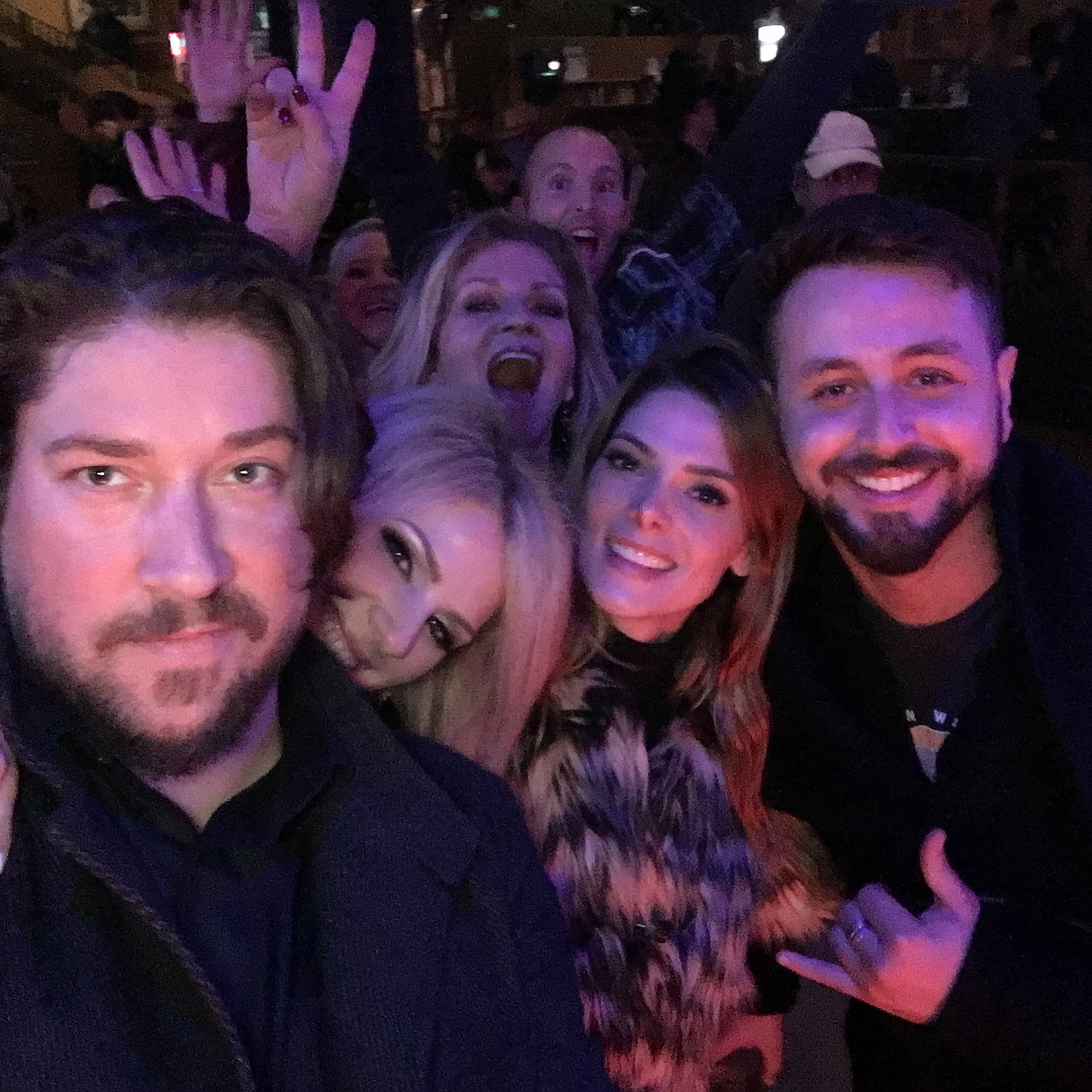 19 december: Already missing Nashville ❤️ what an incredible fun filled weekend with the fam! #foodcoma #countrymusic #linedancing
