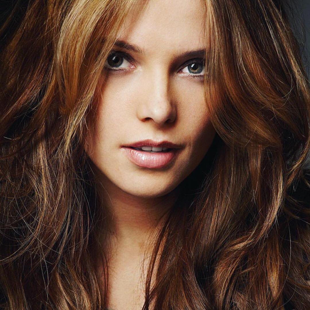 30 maart: Major Flash Back! I️ wish i still had that baby face! #fbf
