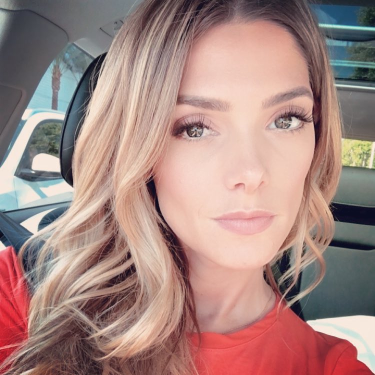 27 juni: When life give you every. single. red light.... take selfies? #brightside #traffic
