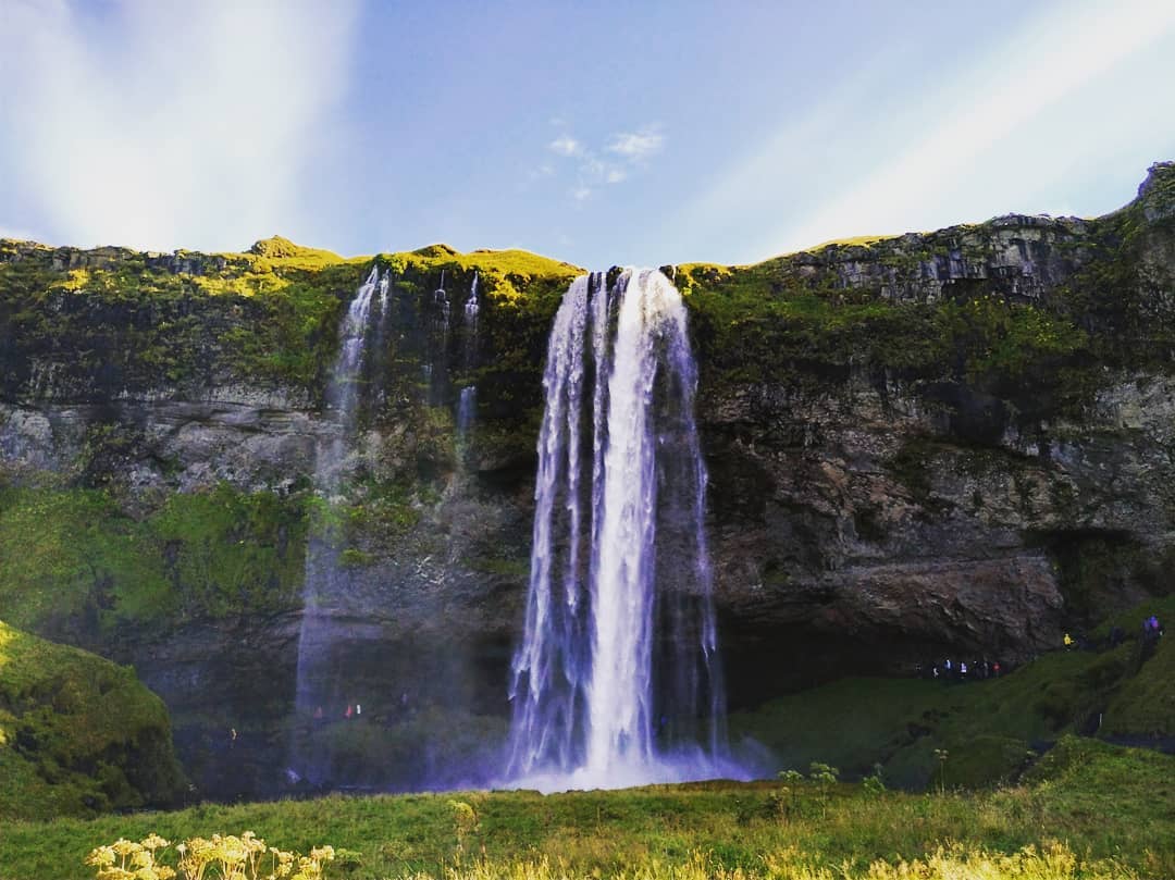 18 september: We had so much fun in Iceland for @paulkhoury 30th! The best part was we were able to capture it all on the @red.hydrogen! I was blown away with how epic these photos and videos came out!! #iceland #redhydrogen #h4v
