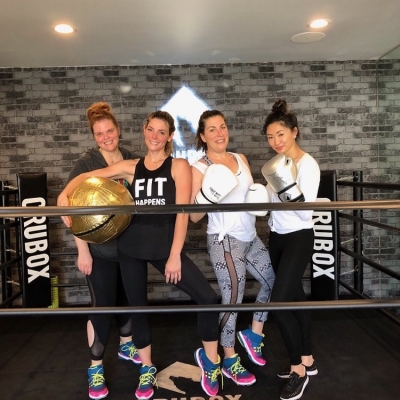 2 mei: Me and my ladies creating strong bodies and strong minds with @ryka at @crubox Can you tell by my red face how easy it was? 😊#madeforwomenbywomen #rykatribe
