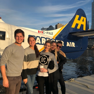 02 september: I highly recommend taking the sea plane in Vancouver. It was insanely gorgeous and extremely relaxing and centering. #vancouver #adventures
