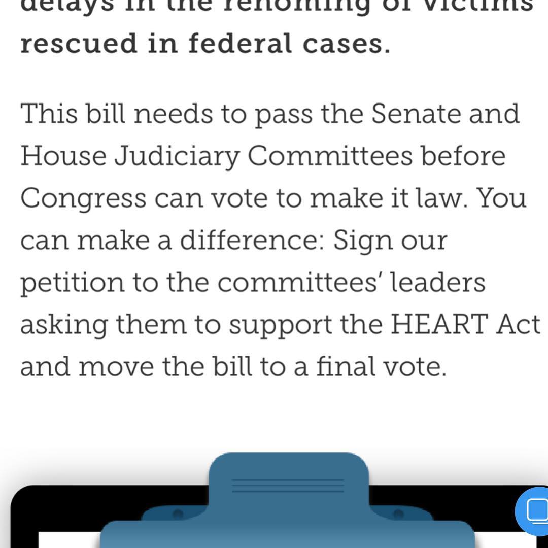 01 mei: We only need a few more signatures guys.... Less than ONE MINUTE out of your day could change the course of so many animals lives. Visit Www.aspca.org 🙏 and sign our petition ❤️ (link in bio)
