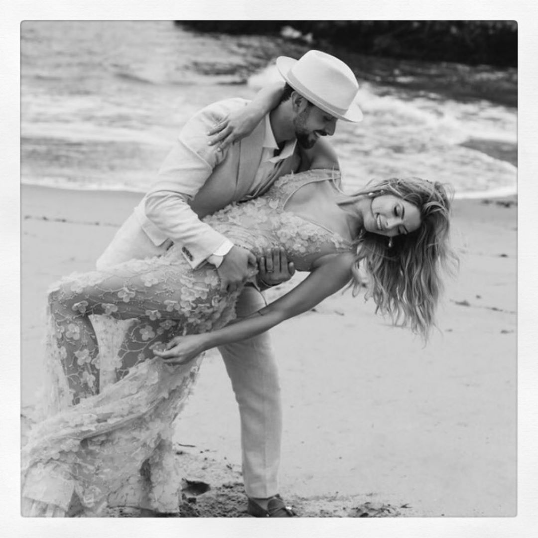 10 augustus: I️. Love. This. Man. And I️ love Saturday’s. Match made in heaven. Make sure to tell those around you how much they matter, it only takes a second and the impact is huge. Love you guys. -AGK
