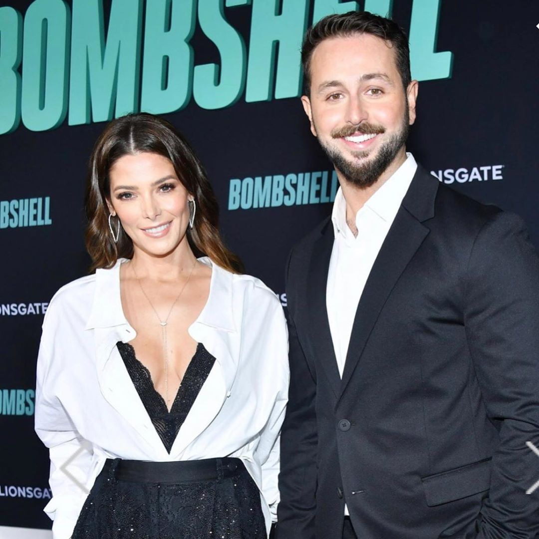 11 december: Oh what a night!! To say I’m proud to be a part of @bombshellmovie is an understatement. Thank you @lionsgate for including me ❤️ and thank you @ermannoscervino for creating such an AMAZING outfit for me to wear, @theory__ thanks for making my man look dapper. Styling: @livkhoury Hair: @josephchase Makeup: @emmawillismakeup Tap for credit
