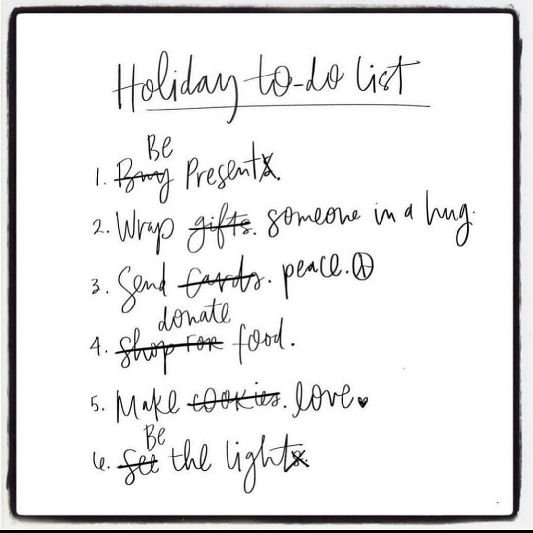 25 december: @riawna posted this and it was far to good not to borrow it. I hope everyone is having an amazing holiday and remembering what’s important... also.. to be clear... I believe we should make love AND cookies 🍪 ❤️ sending all kinds of love out into the universe.

