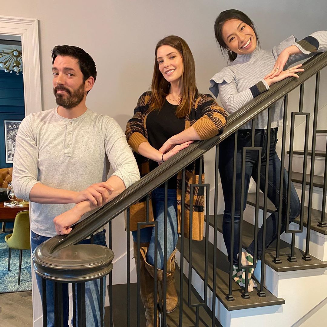 08 januari: IM SO EXCITED!! I sat down with my friends @mrdrewscott and @imlindork to talk all things home,health, love and career.. check it out! LINK IN BIO And let me know what you think or any questions you have!
