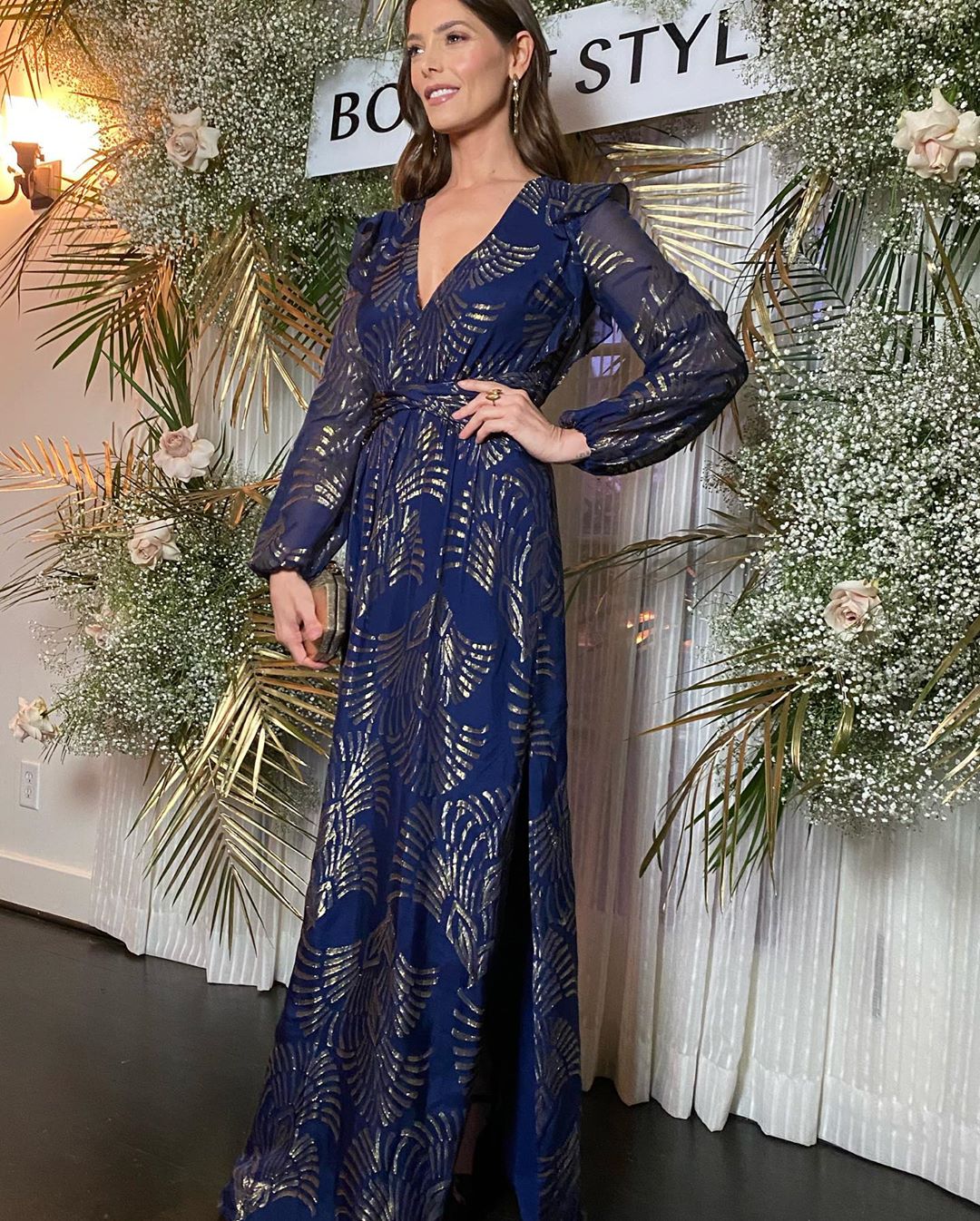 12 maart: Thank you @rachelzoe @nikkireed and @boxofstyle for such an incredible evening reminding me of the things that matter most. Let’s do it again soon. PS. Rachel... this dress. Is. Perfect. ❤️❤️❤️❤️ #ladypower #bettertogether #fashion
